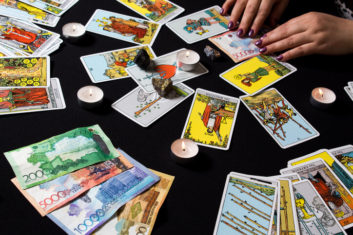 スート間の相互作用と感情＆行動の進行を見極めよう