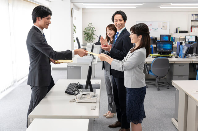 直接的な金運より出世などによる収入増もまた財運