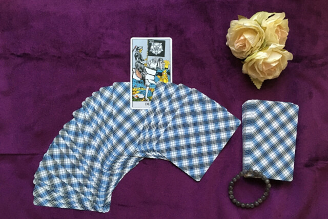 カードを引く必然性と偶然性